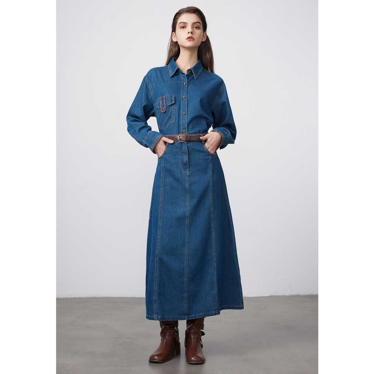 ワンピースにも見える！おしゃれなデニムセットアップ10選