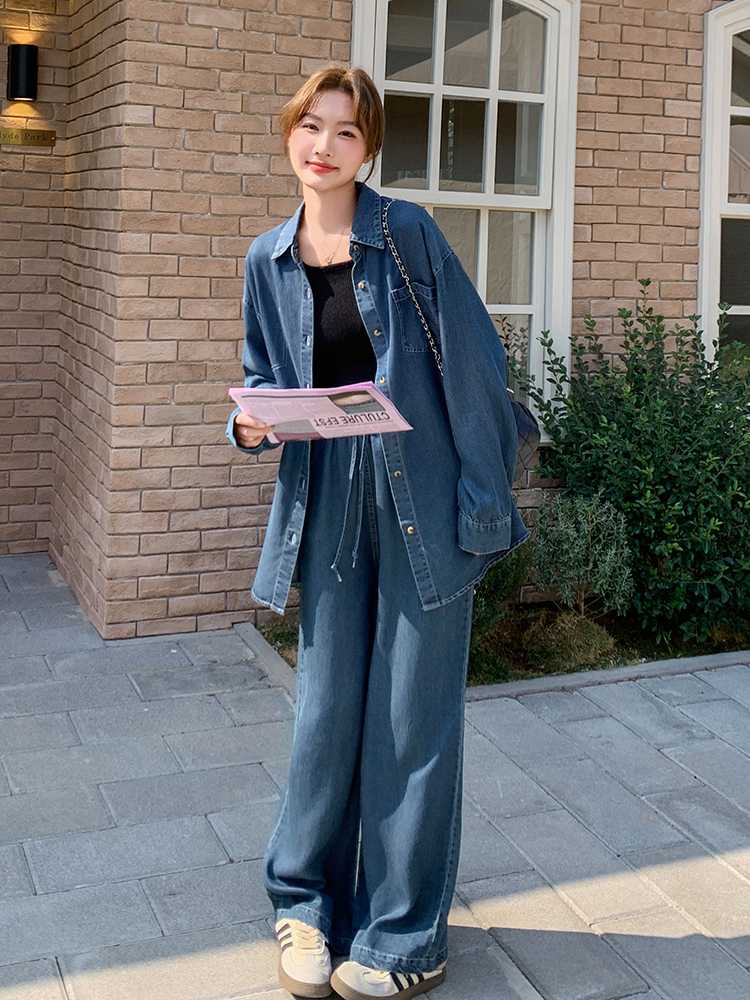 デニムセットアップ　ゆったりシルエットデニムセットアップ