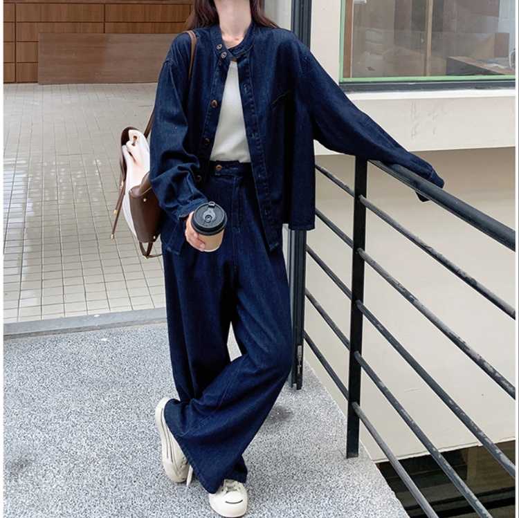 デニムセットアップ ゆったりシルエットの上下セット