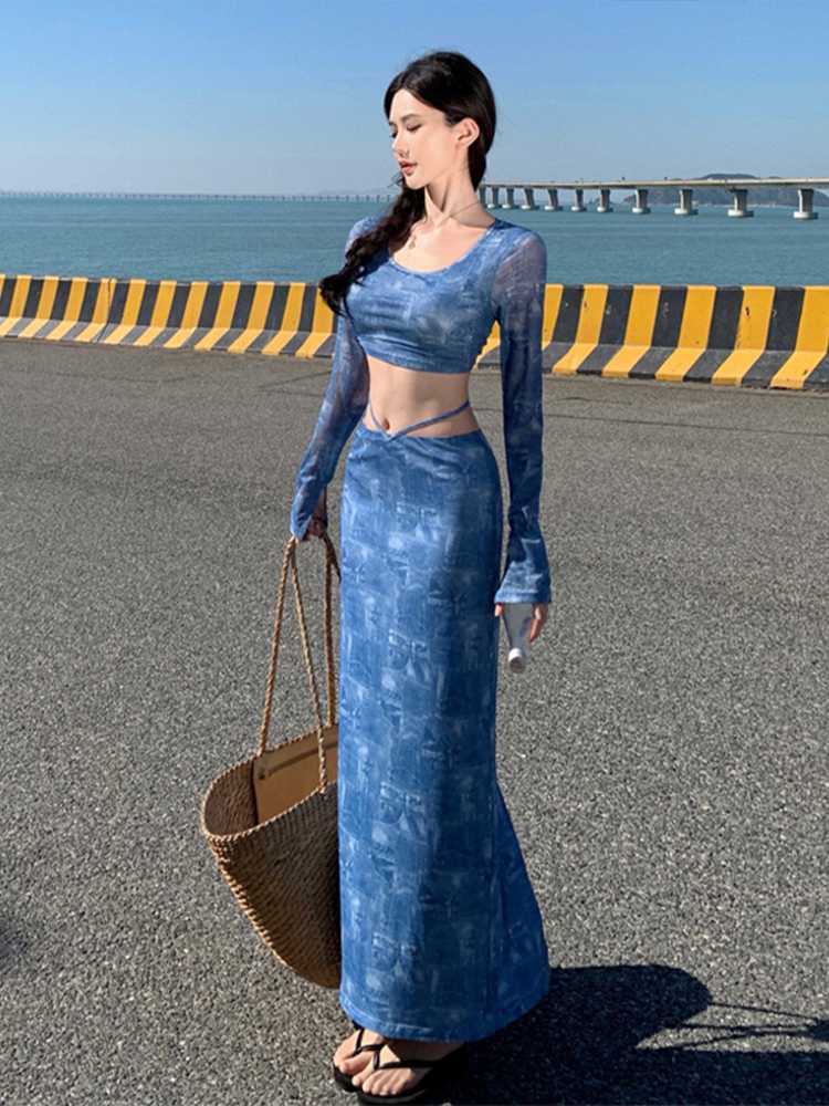 デニムセットアップ 涼やか海辺の長袖クロップトップとロングスカートセット