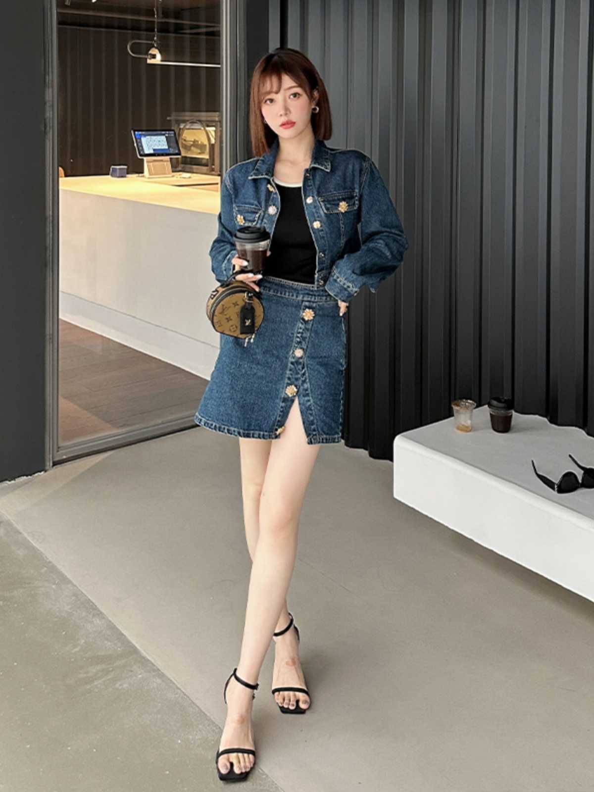 https://fulmo-img-server.com/denimmode/1756496681241_3mk0toum_r4t4kjp0.jpeg