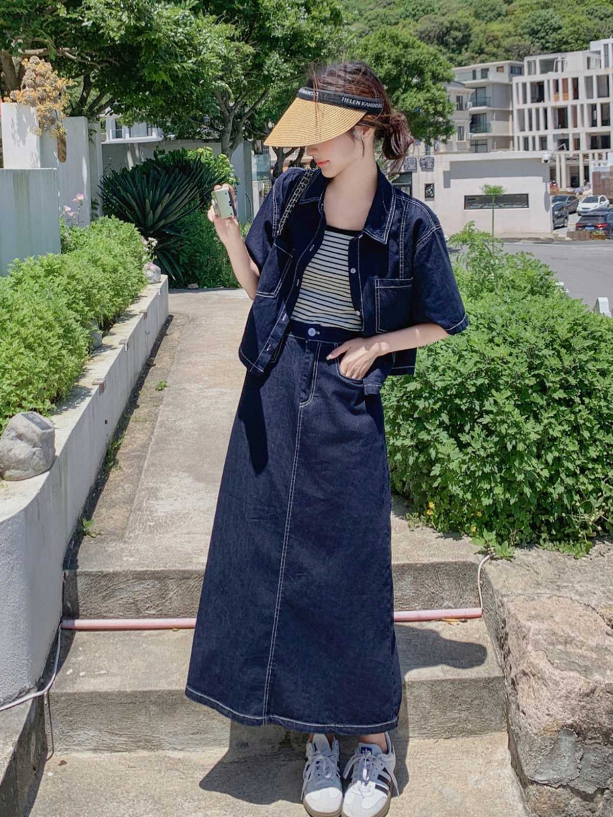 デニムセットアップ 半袖トップスとロングスカートの上品セット