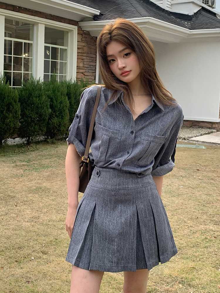 デニムセットアップ 優雅なプリーツミニセット