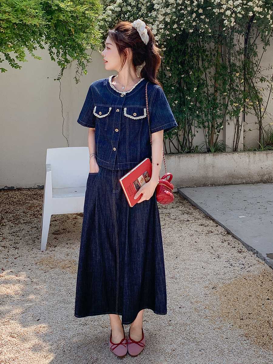 https://fulmo-img-server.com/denimmode/1756497599813_ny1wedbp_ht1b3szq.jpeg