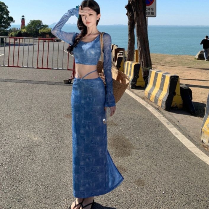 デニムセットアップ 涼やか海辺の長袖クロップトップとロングスカートセット