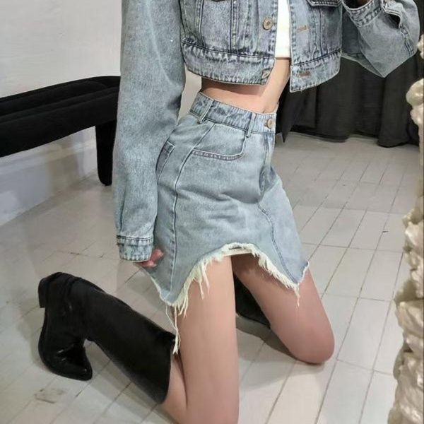 デニムセットアップ クロップド丈デニムジャケット＆裾切りっぱなしスカート