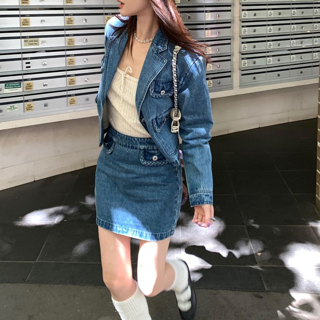 https://fulmo-img-server.com/denimmode/1757650748974_uzhzk5hk_6ble39wv.jpeg