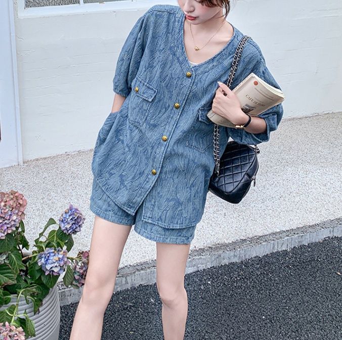https://fulmo-img-server.com/denimmode/1758765314318_1rjh5woi_wv8heuxq.jpeg
