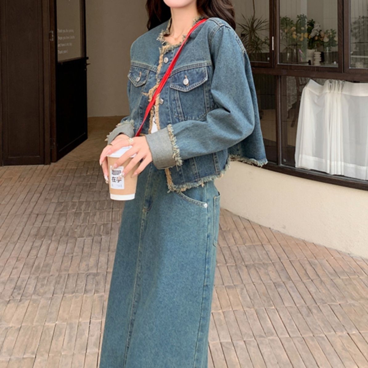 https://fulmo-img-server.com/denimmode/1758775825797_3cnw2qea_y70ok7qt.jpeg