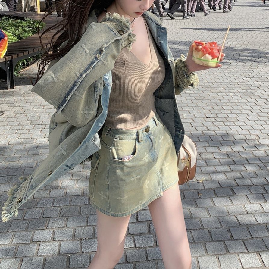 https://fulmo-img-server.com/denimmode/1758948182287_zvsb149n_5pjxhmjh.jpeg