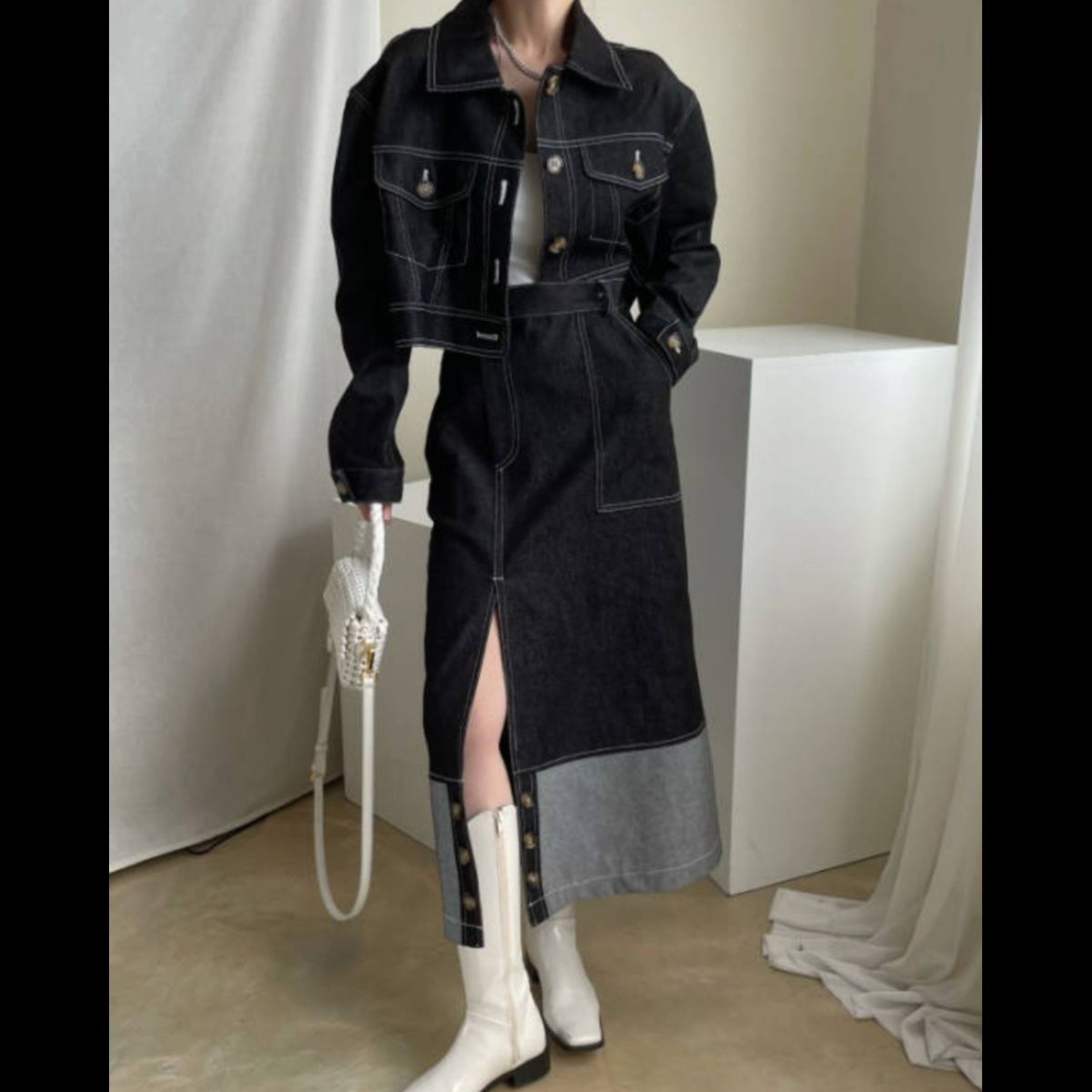 https://fulmo-img-server.com/denimmode/1759111594191_qga07xpv_m49wonn0.jpeg