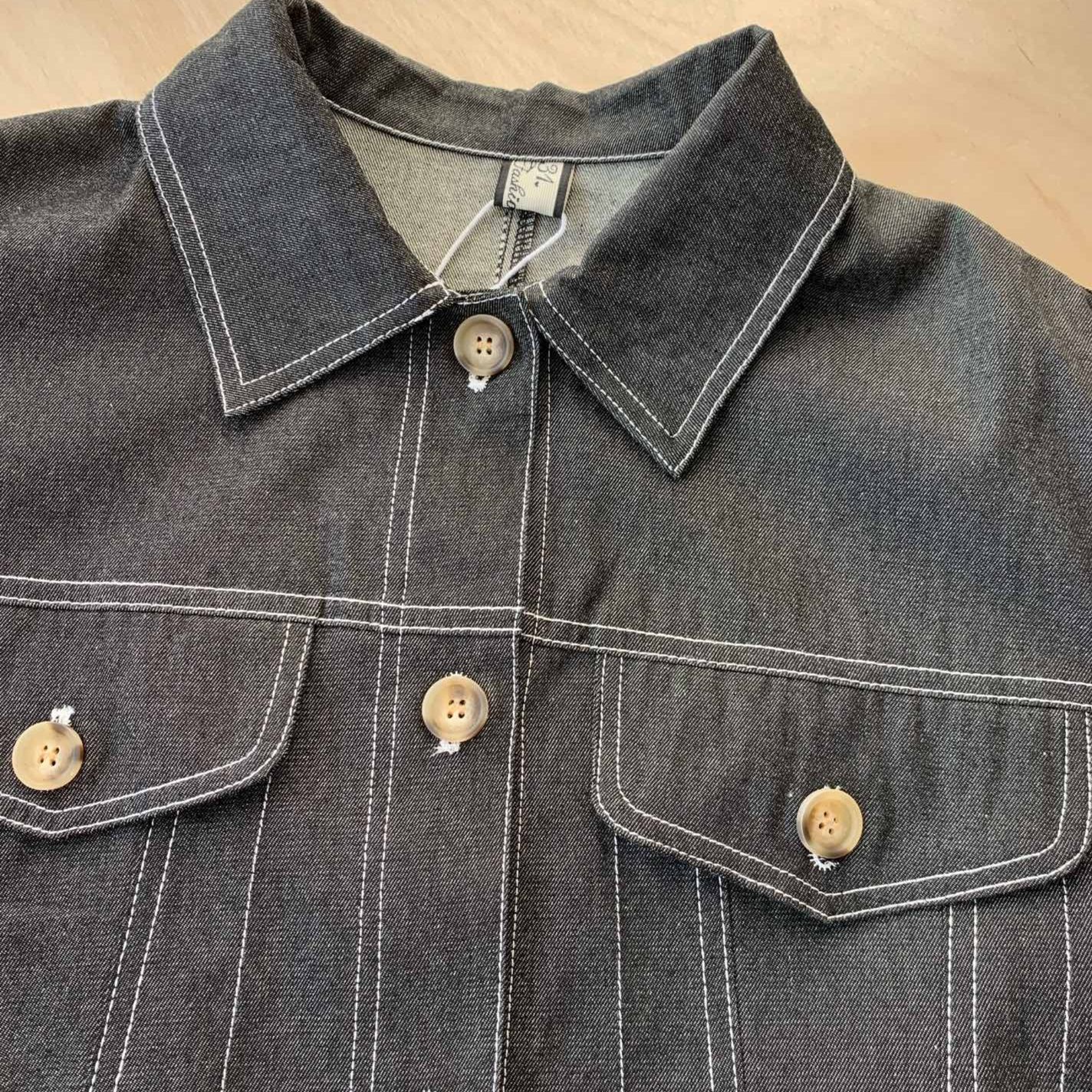 https://fulmo-img-server.com/denimmode/1759111727762_gddjnrms_kftklhzz.jpeg