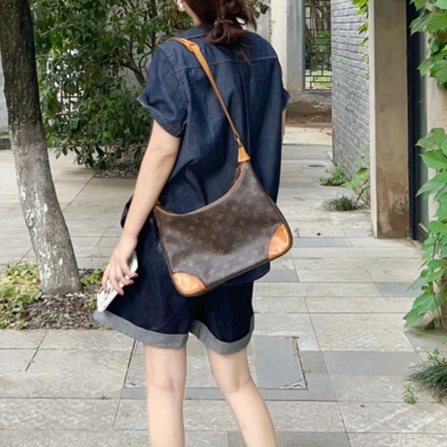 デニムセットアップ ゆったりポケット付きデニムセットアップ