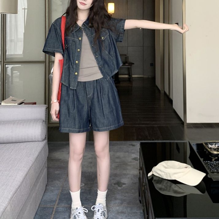 https://fulmo-img-server.com/denimmode/1759293796697_25kg66qo_b6zm6ywq.jpeg
