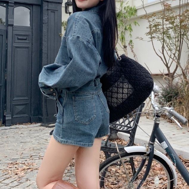 https://fulmo-img-server.com/denimmode/1759370398138_c1yg4j9m_shdxdnxh.jpeg