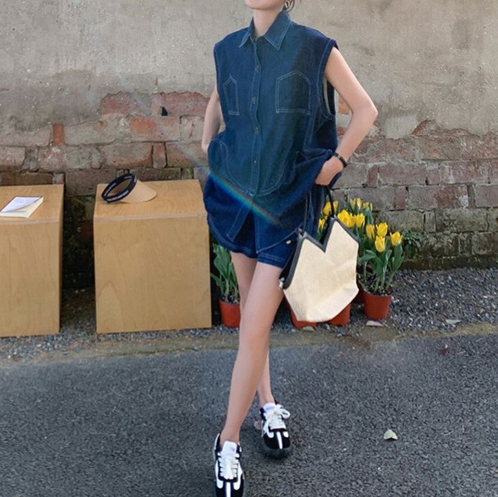 デニムセットアップ ゆったりノースリーブ風デニムセットアップ