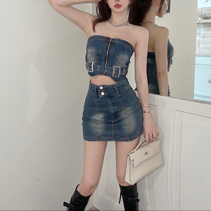 デニムセットアップ 前開きビスチェとタイトミニスカート