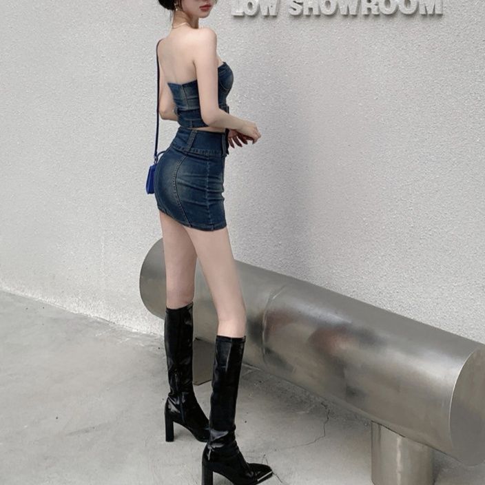 デニムセットアップ 装飾ベルト付きビスチェスカートセット