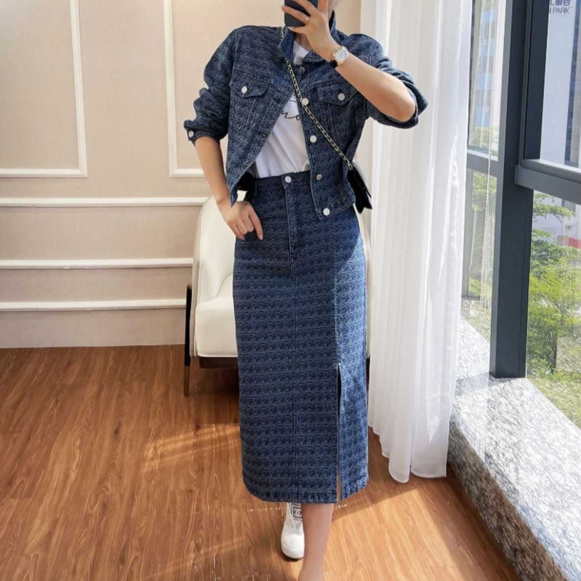 デニムセットアップ 幾何学模様のデニムセットアップ