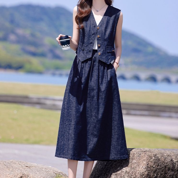 デニムセットアップ 優美なノースリーブベスト＆ロングスカート