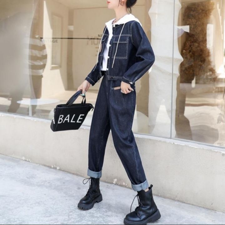 デニムセットアップ フード映えるジージャンとワイドパンツの上下セット