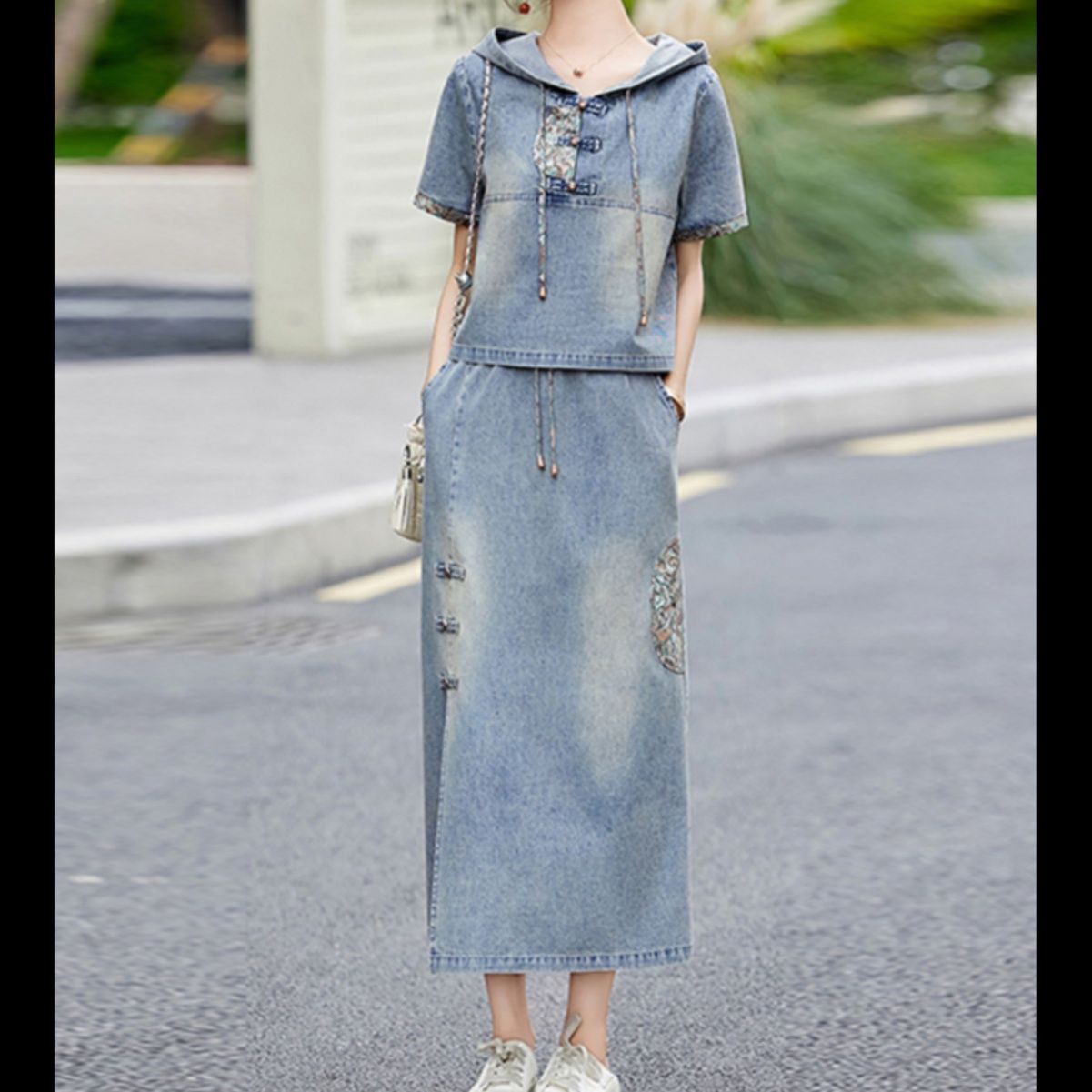 デニムセットアップ 刺繍フード付きデニムセットアップ