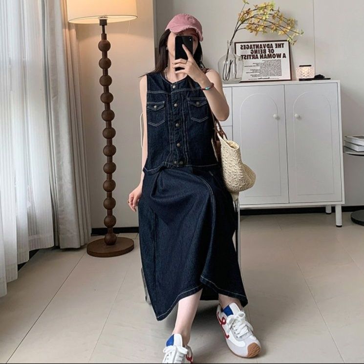 デニムセットアップ 季節感溢れるベスト＆スカート