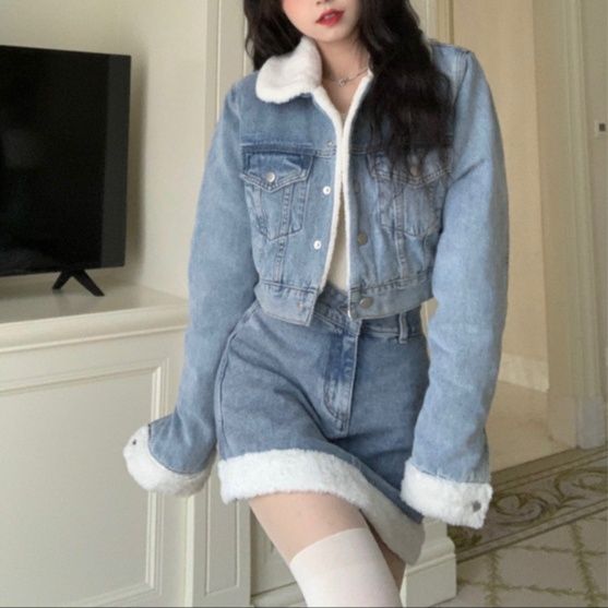 デニムセットアップ ボア襟付きジージャンとミニスカートのセットアップ