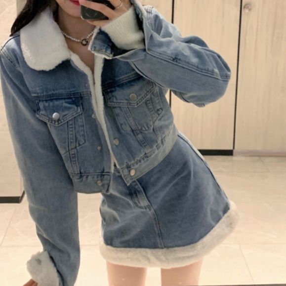デニムセットアップ ボア襟付きジージャンとミニスカートのセットアップ