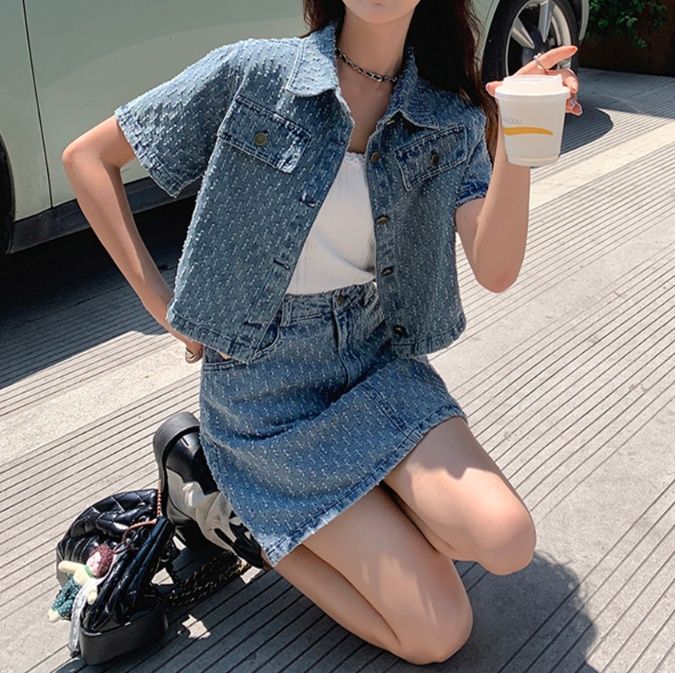 デニムセットアップ 模様入り半袖ジャケットスカートセット