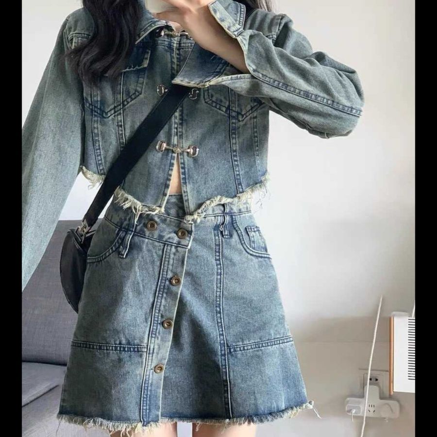 デニムセットアップ 切りっぱなしクロップド丈ジャケット＆台形スカート