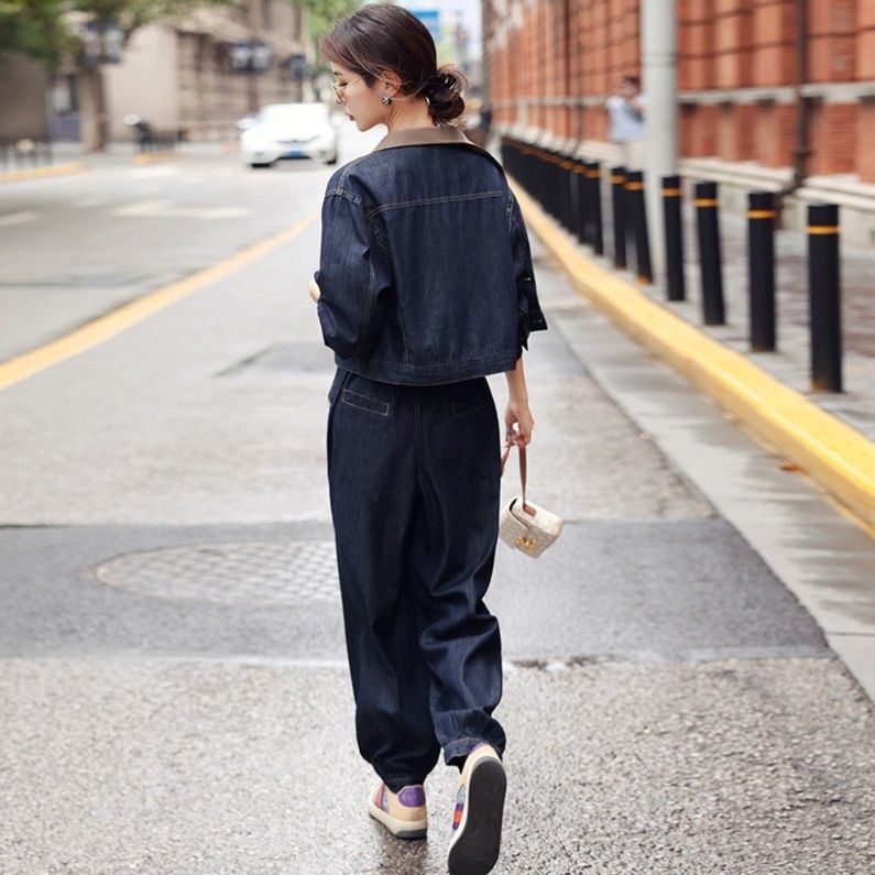 デニムセットアップ ショート丈ジャケットとワイドパンツの上下セット