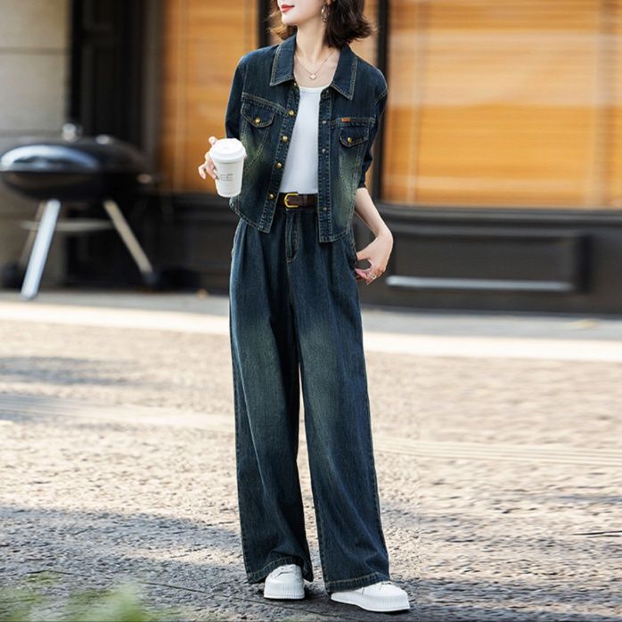 デニムセットアップ ショート丈ジャケットとワイドパンツの二点セット