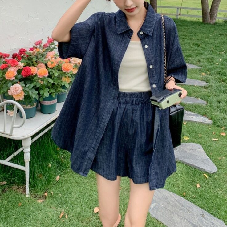 デニムセットアップ ゆったり五分袖シャツとショートパンツセット