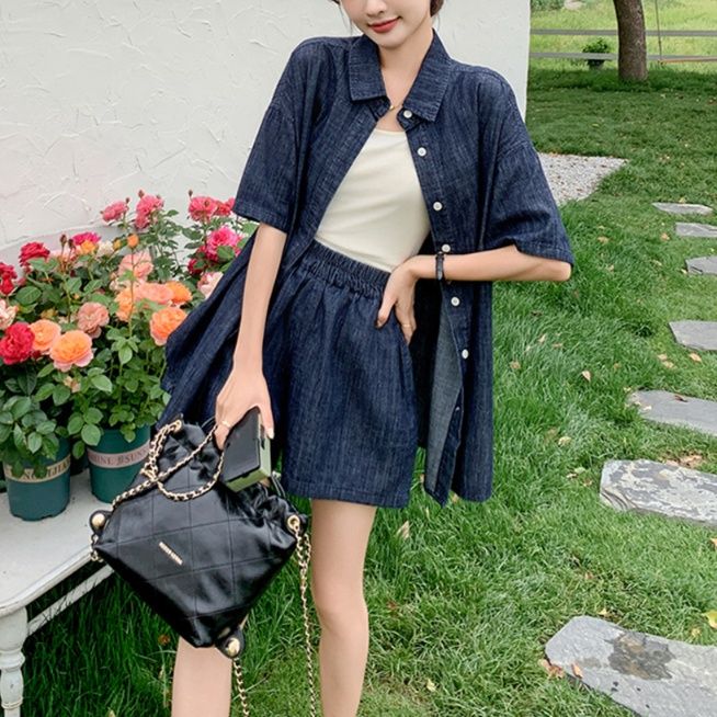 デニムセットアップ ゆったり五分袖シャツとショートパンツセット