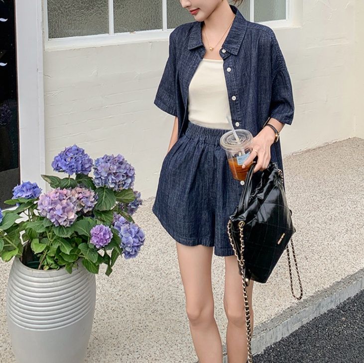 デニムセットアップ ゆったり五分袖シャツとショートパンツセット