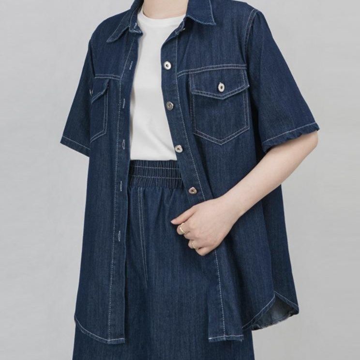 デニムセットアップ 半袖シャツとショートパンツの上下セット