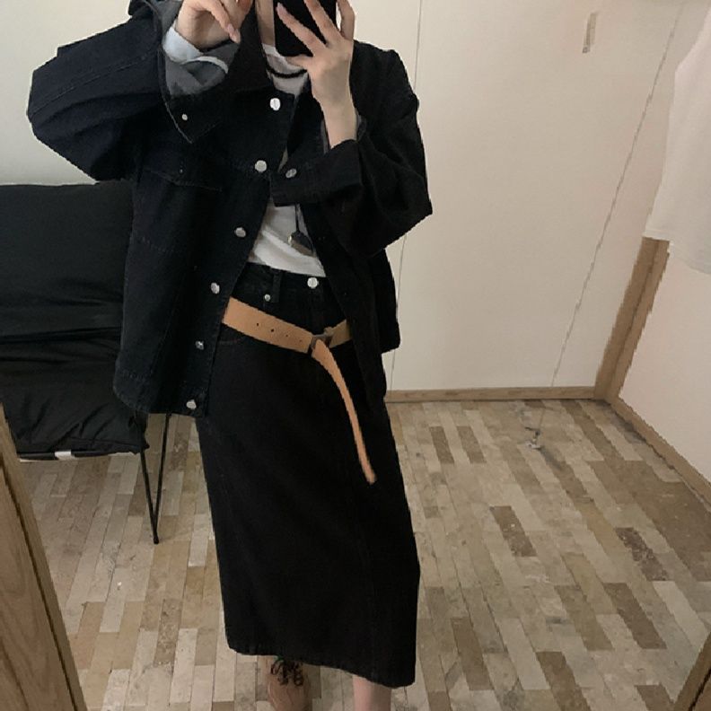 デニムセットアップ ゆったりオーバーサイズジャケットとタイトスカートのセットアップ