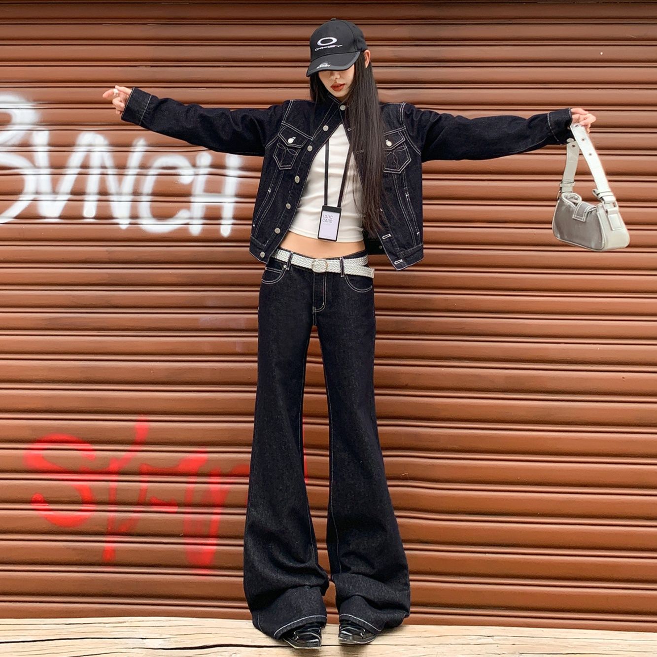 デニムセットアップ リジッドデニム ショート丈ジャケットとフレアパンツの二点セット