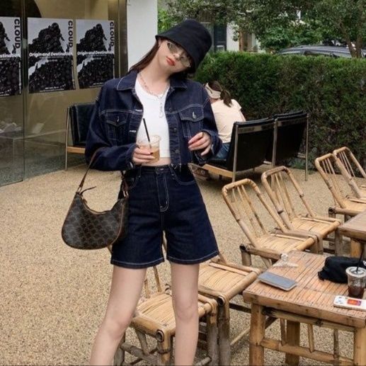 デニムセットアップ 白ステッチショート丈ジャケットとショートパンツの上下セット