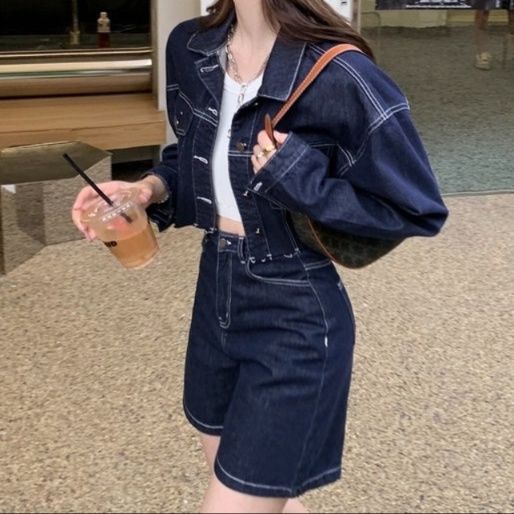 デニムセットアップ 白ステッチショート丈ジャケットとショートパンツの上下セット