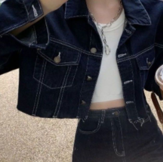 デニムセットアップ 白ステッチショート丈ジャケットとショートパンツの上下セット