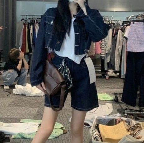 デニムセットアップ 白ステッチショート丈ジャケットとショートパンツの上下セット