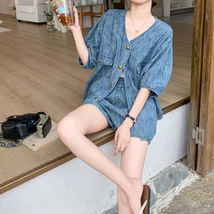 デニムセットアップ ジャカード風半袖シャツ×ショートパンツ 小柄女子の若見え上下セット