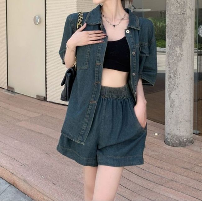 デニムセットアップ レトロ風半袖シャツ＆ハイウエストショートパンツ 大きめサイズ◎ 夏の華奢見えツーピースセット