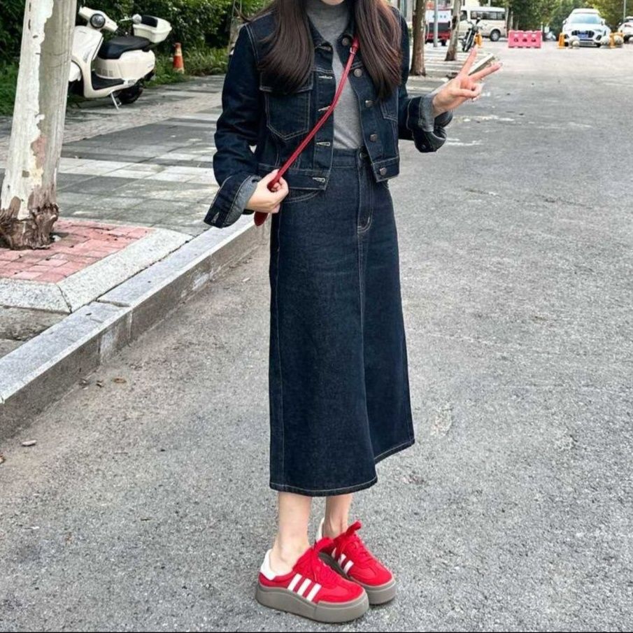 シンプルショート丈デニムジャケット＆バックスリットミディスカート 着回し抜群 上品カジュアルセットアップ（上下別売り）