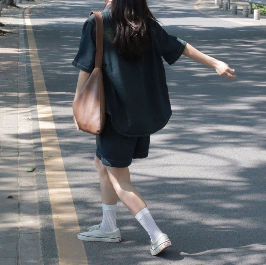 https://fulmo-img-server.com/denimmode/1777512640743_7f1z83ai_m0kf1kam.jpeg