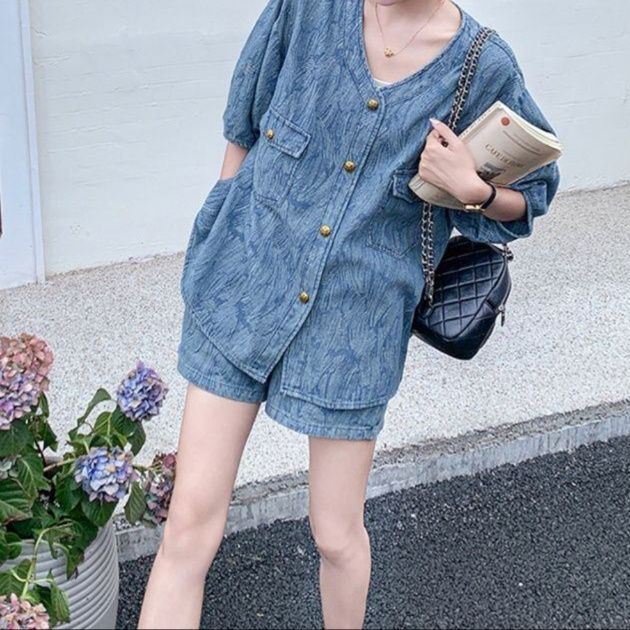 https://fulmo-img-server.com/denimmode/1777521941605_x38z7ibj_12nor5k8.jpeg
