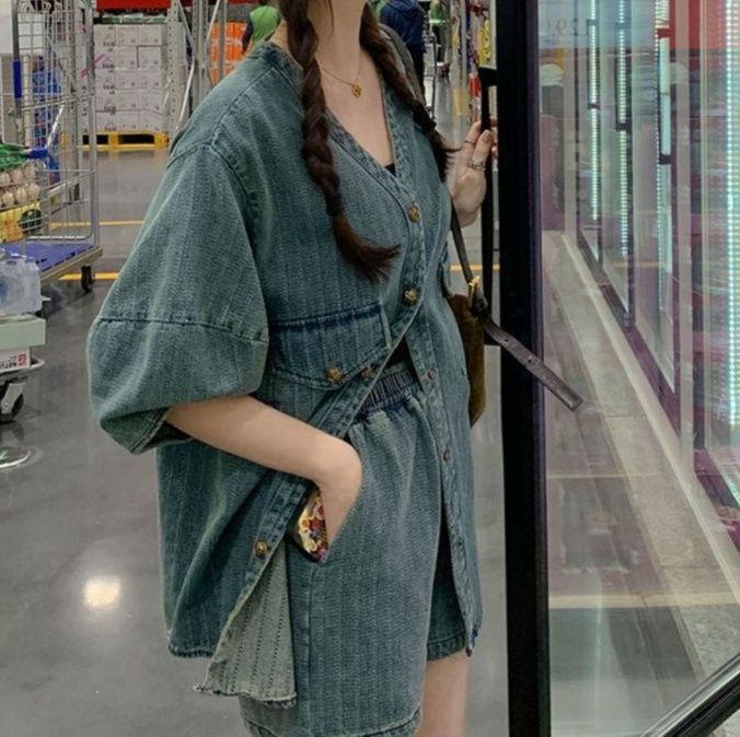 https://fulmo-img-server.com/denimmode/1777522438734_tiz966h9_85ws1s2b.jpeg