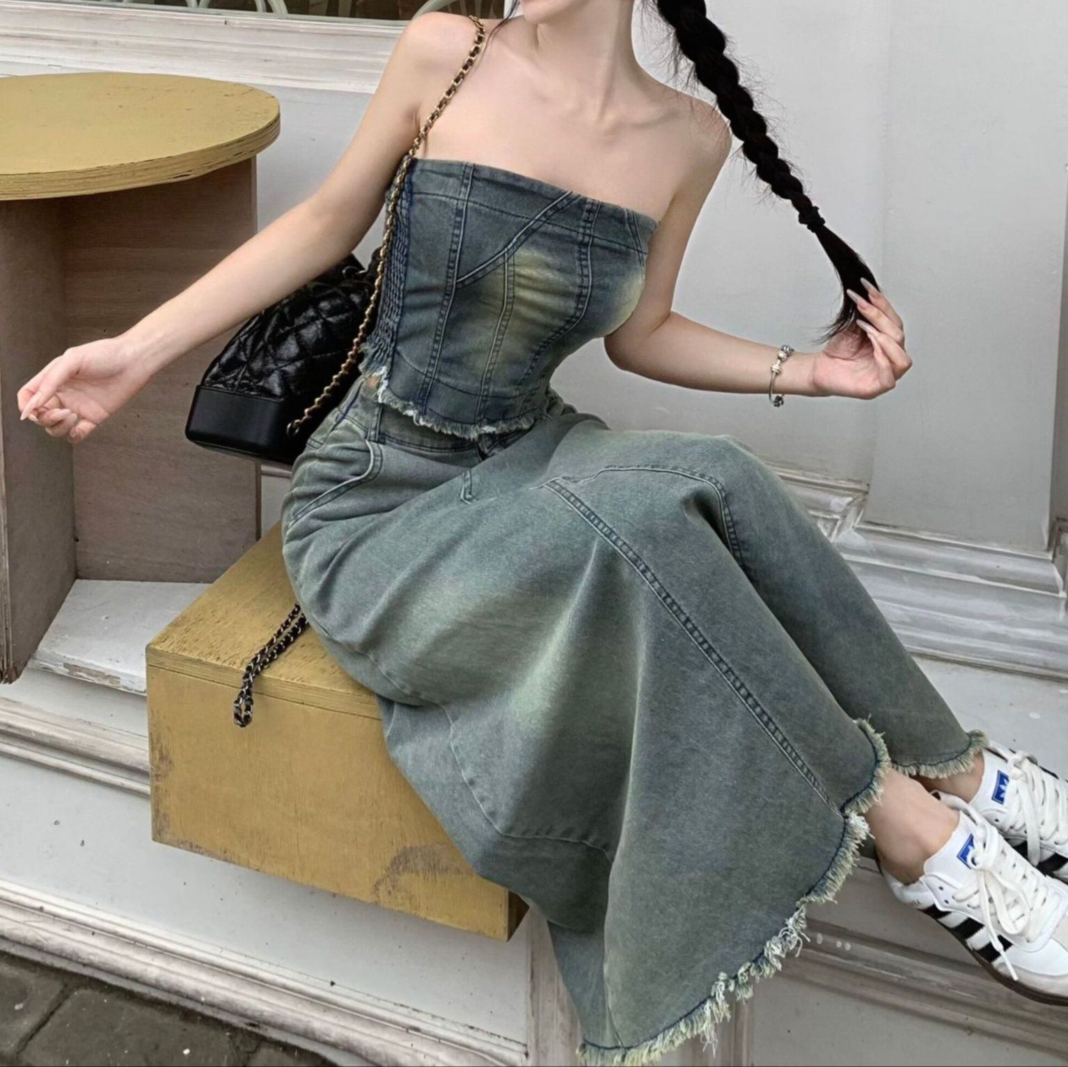 https://fulmo-img-server.com/denimmode/1778217696741_e3l5pjnh_rqjj1fys.jpeg